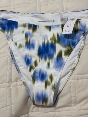 Abercrombie & Fitch women Blue & Olive Swim suit bottoms